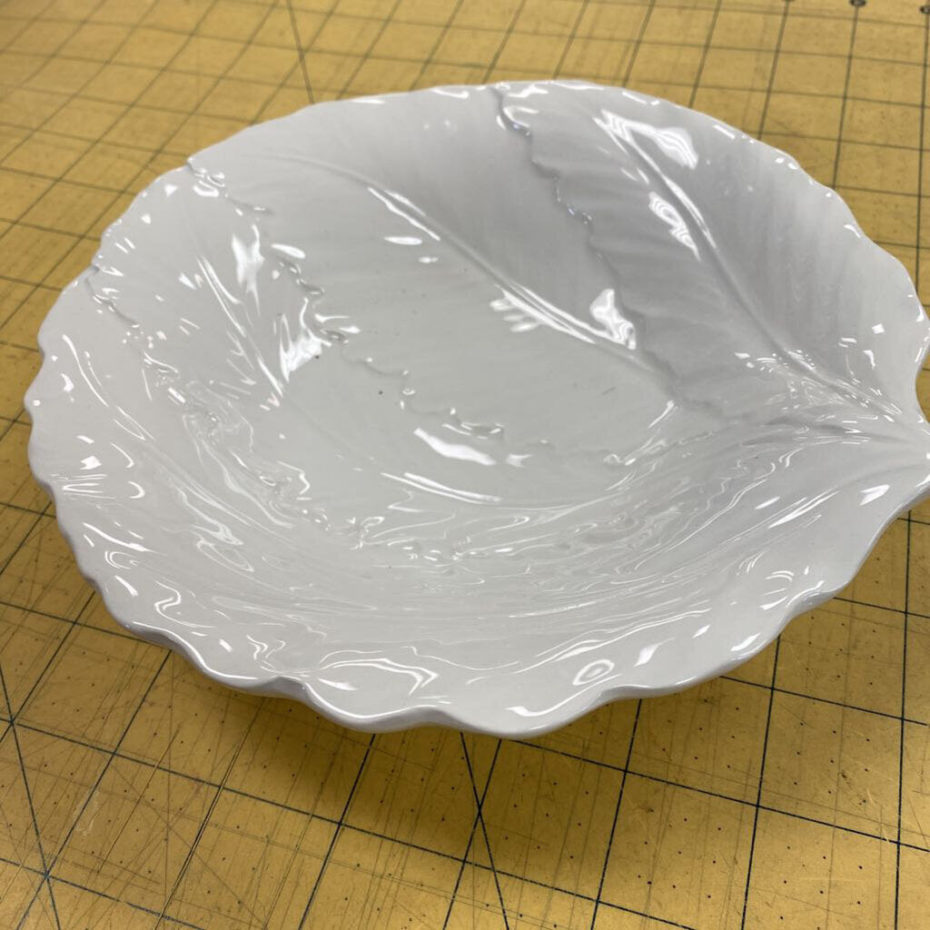 William Sonoma Leaf Bowl