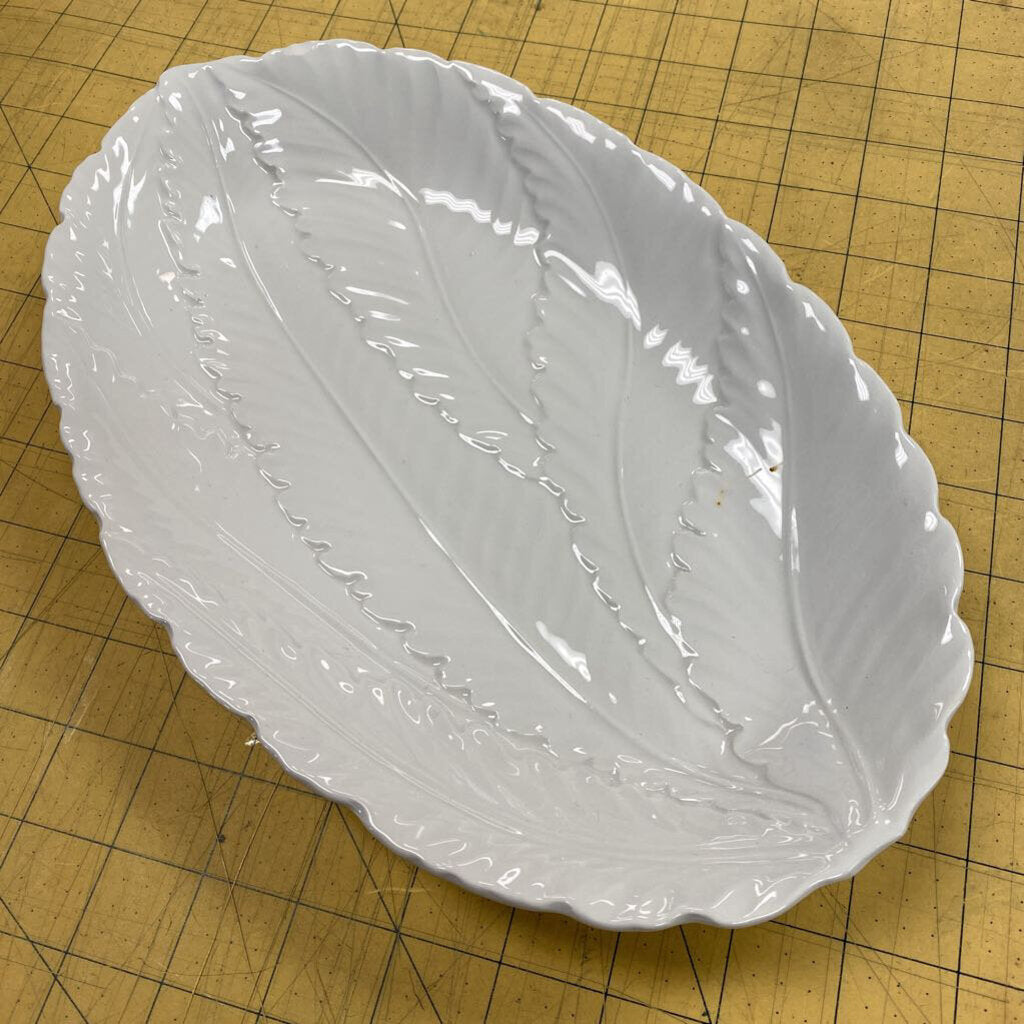 William Sonoma Leaf Serving Plate