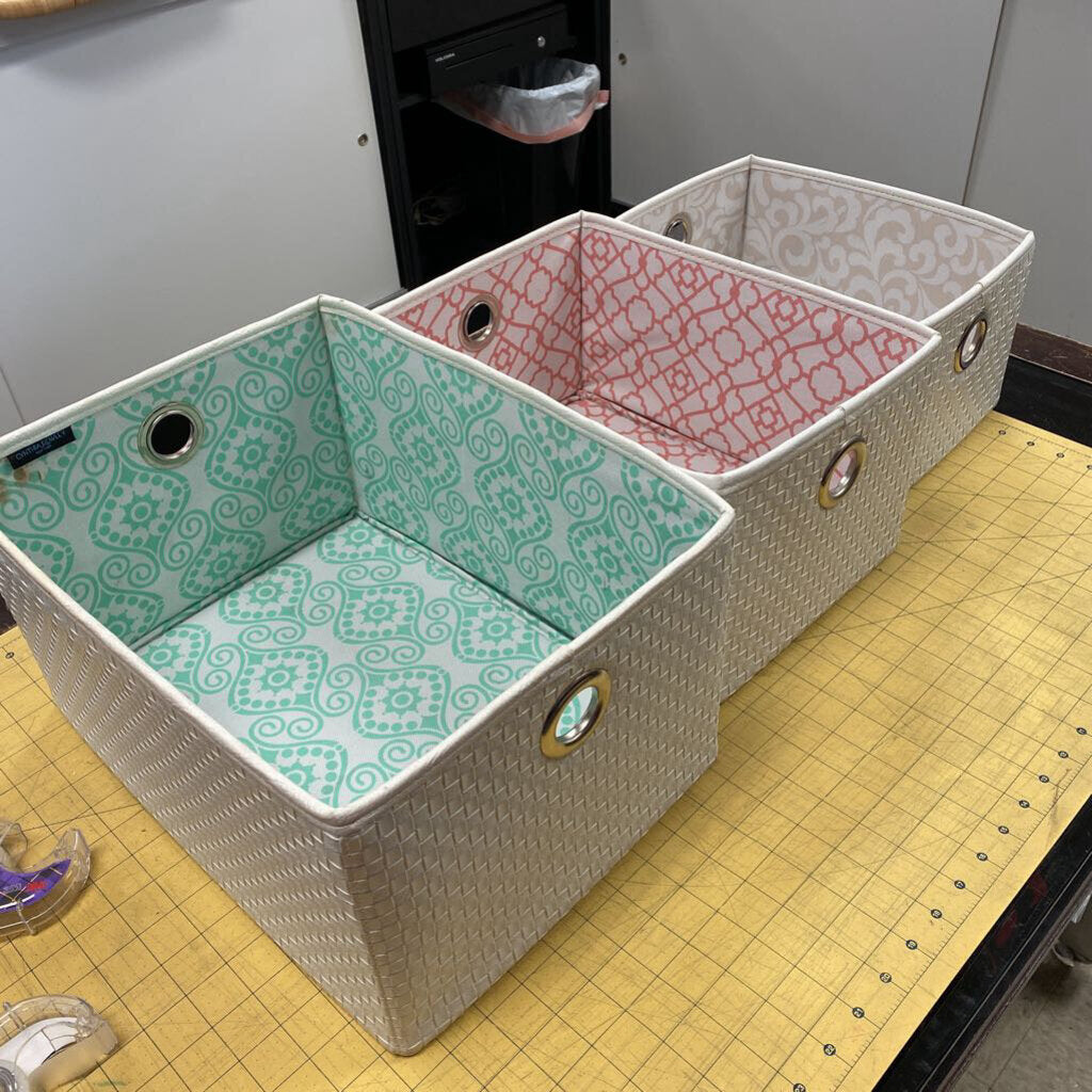 Cynthia Rowley Nesting Basket/Totes