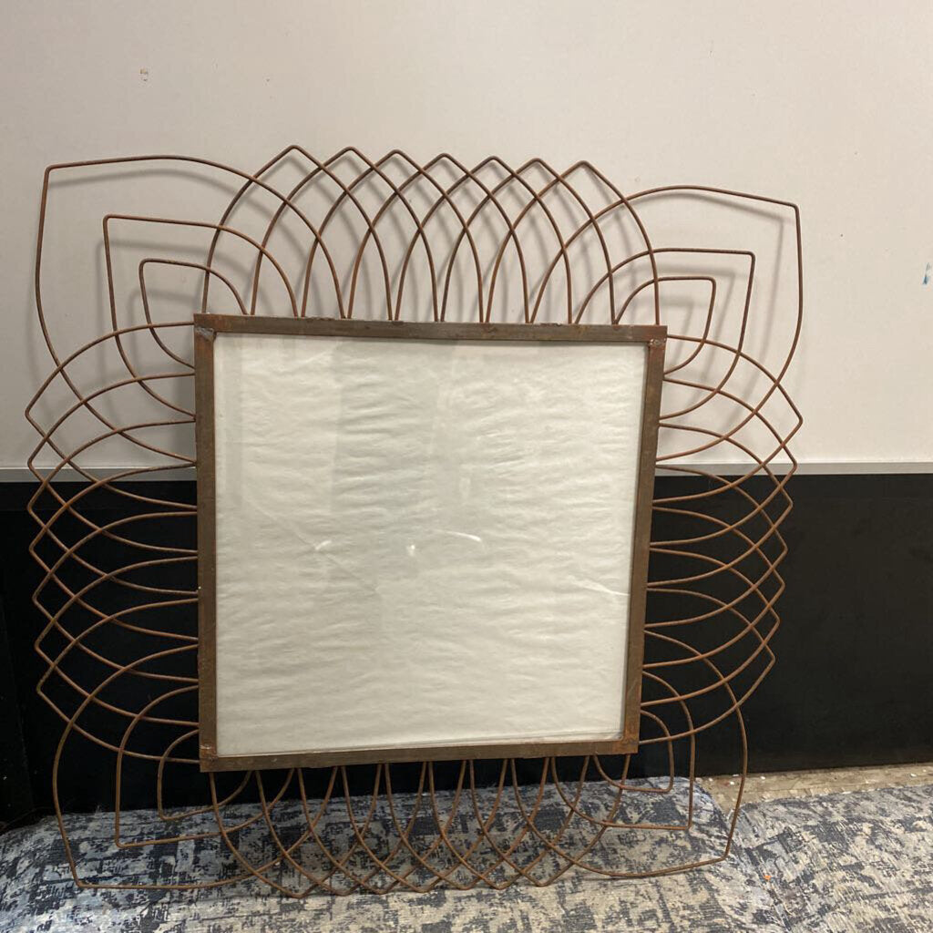 Artist Studio Wire Wall Frame