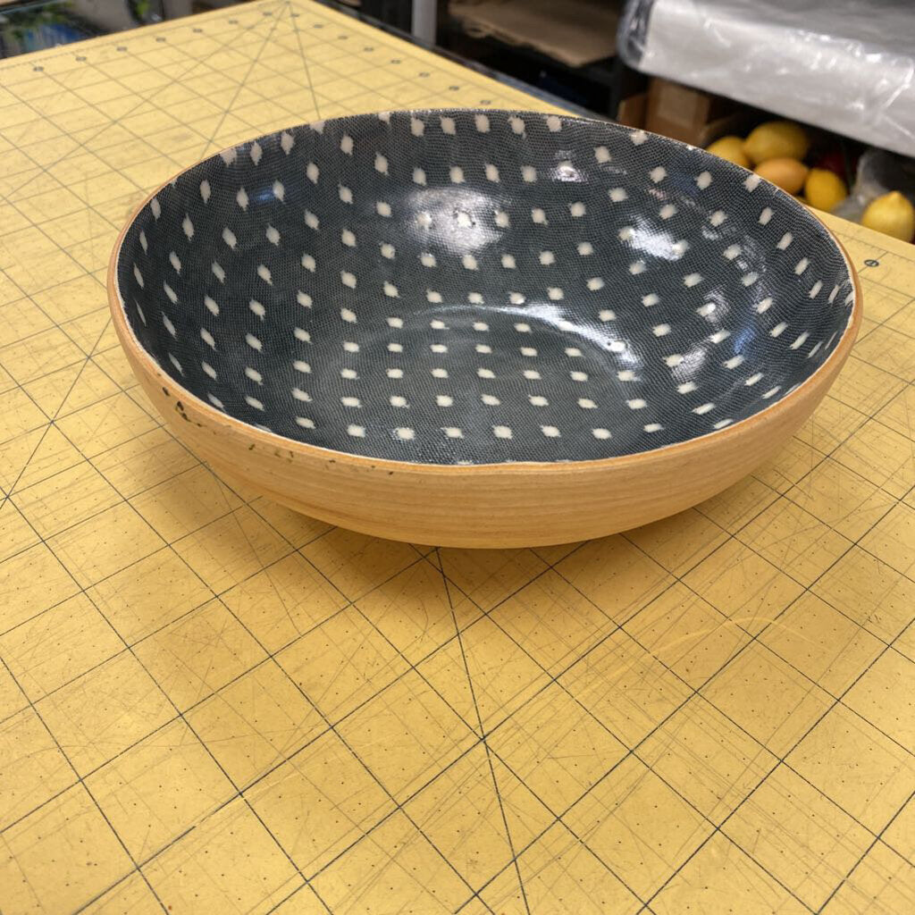 Rain Patterned Pottery Bowl