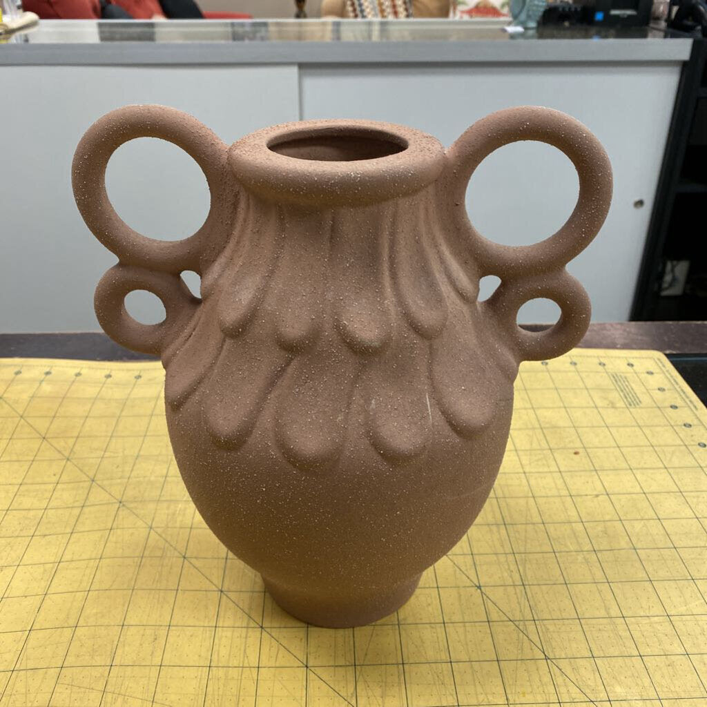 Lulu And Georgia Scallop Vase
