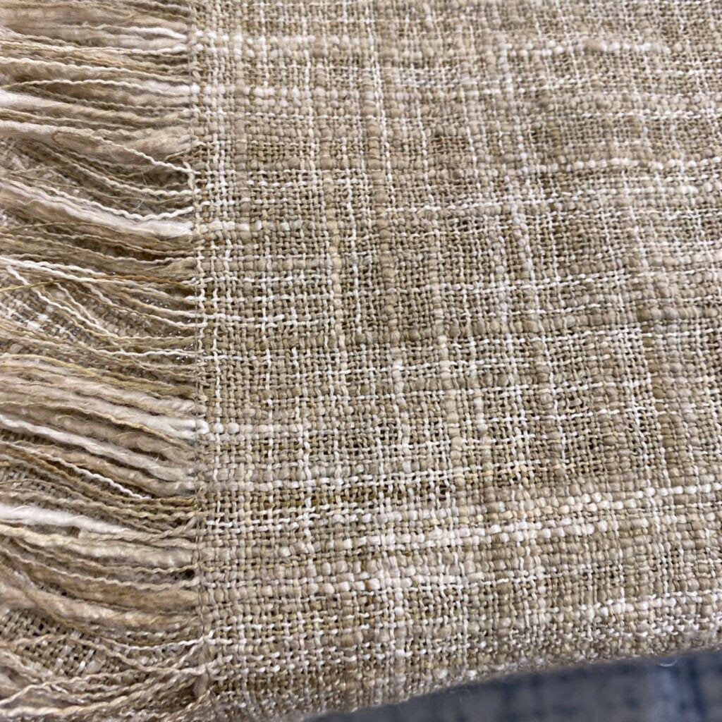Woven Linen Fringed Table Runner