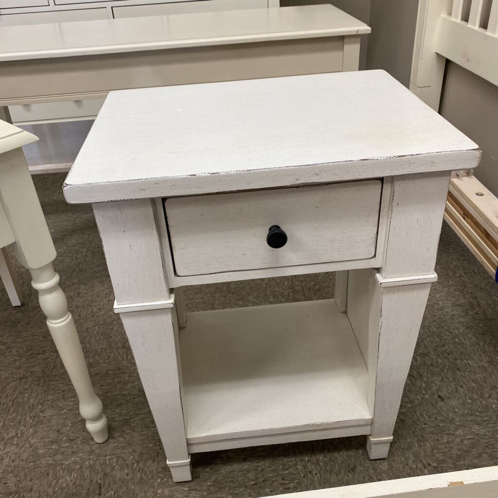 Folio 21 Rustic 1 Drawer Table