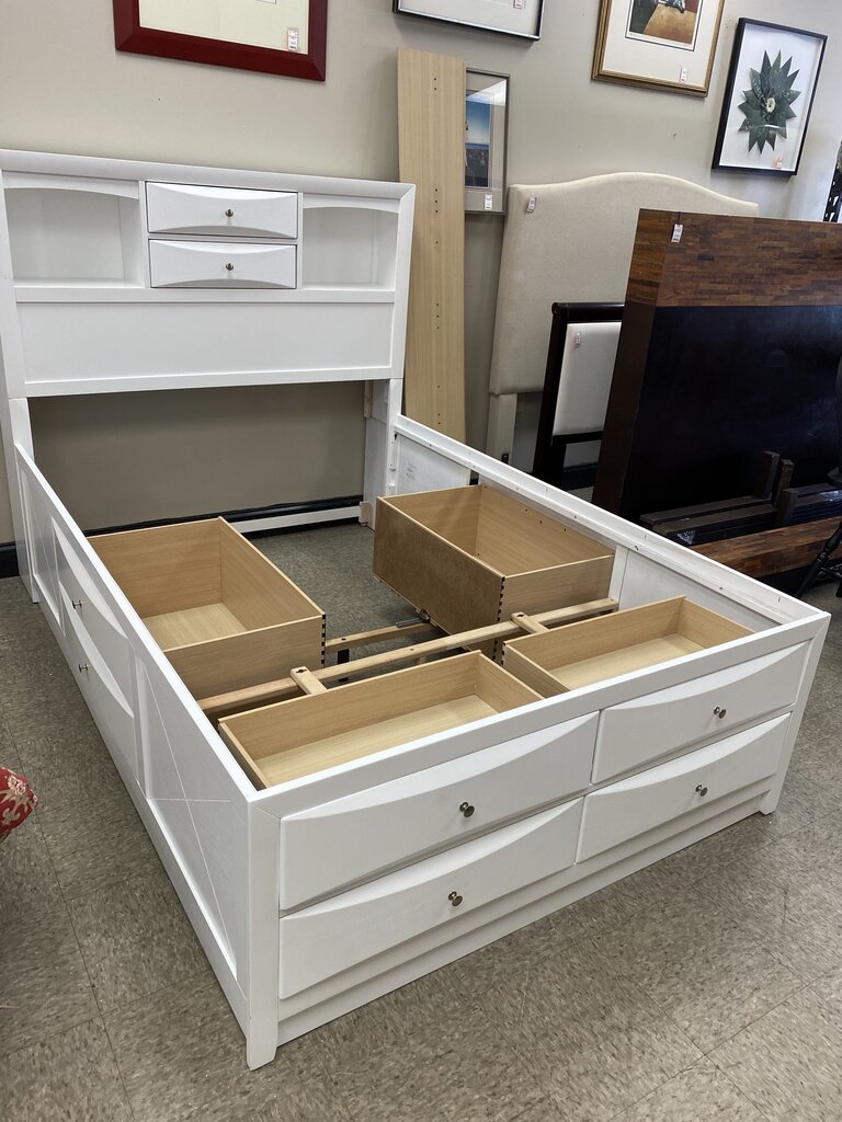 Acme Ireland 8 Drawer Storage Bed