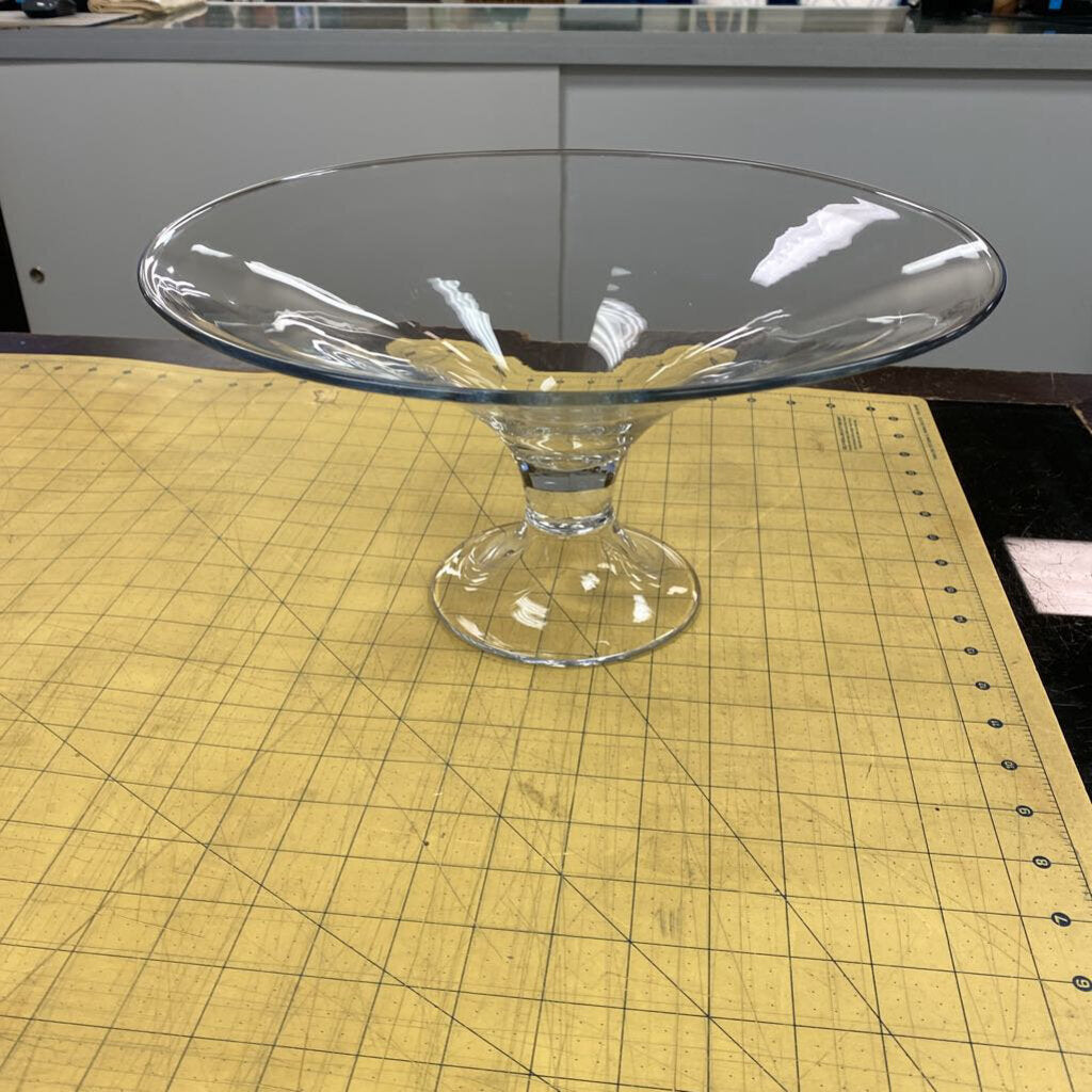 Crate & Barrel Krosno Pedestal Bowl