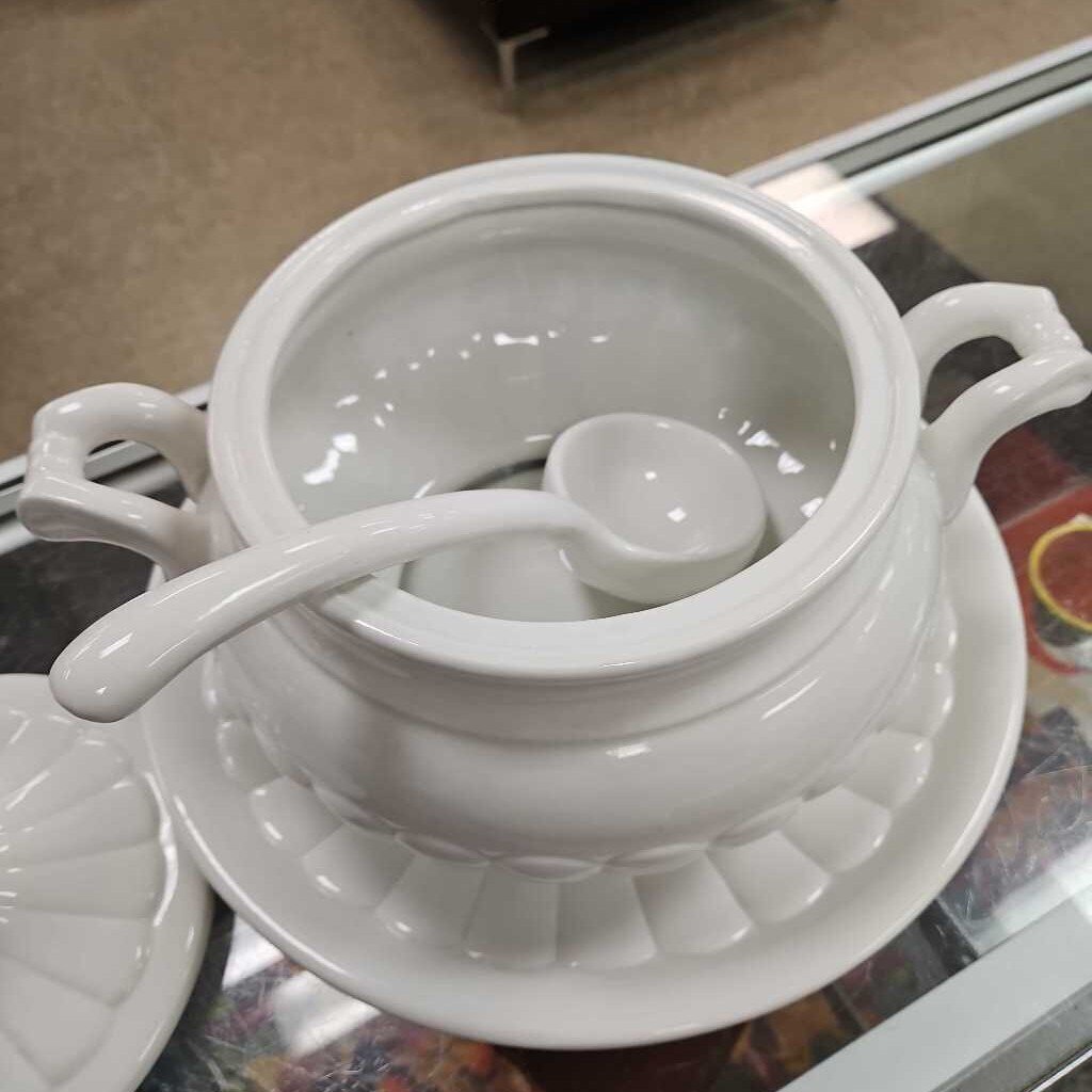 Italian Porcelain Soup Tureen 4 Piece