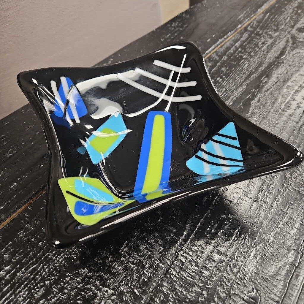 Glazer Ceramic Decorative Bowl