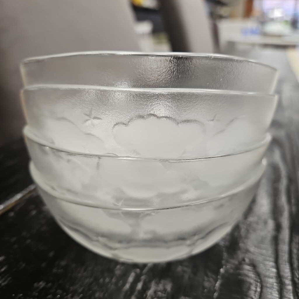 Vintage Mikasa Studio Nova Snowy Village Glass Bowls - Set of 4