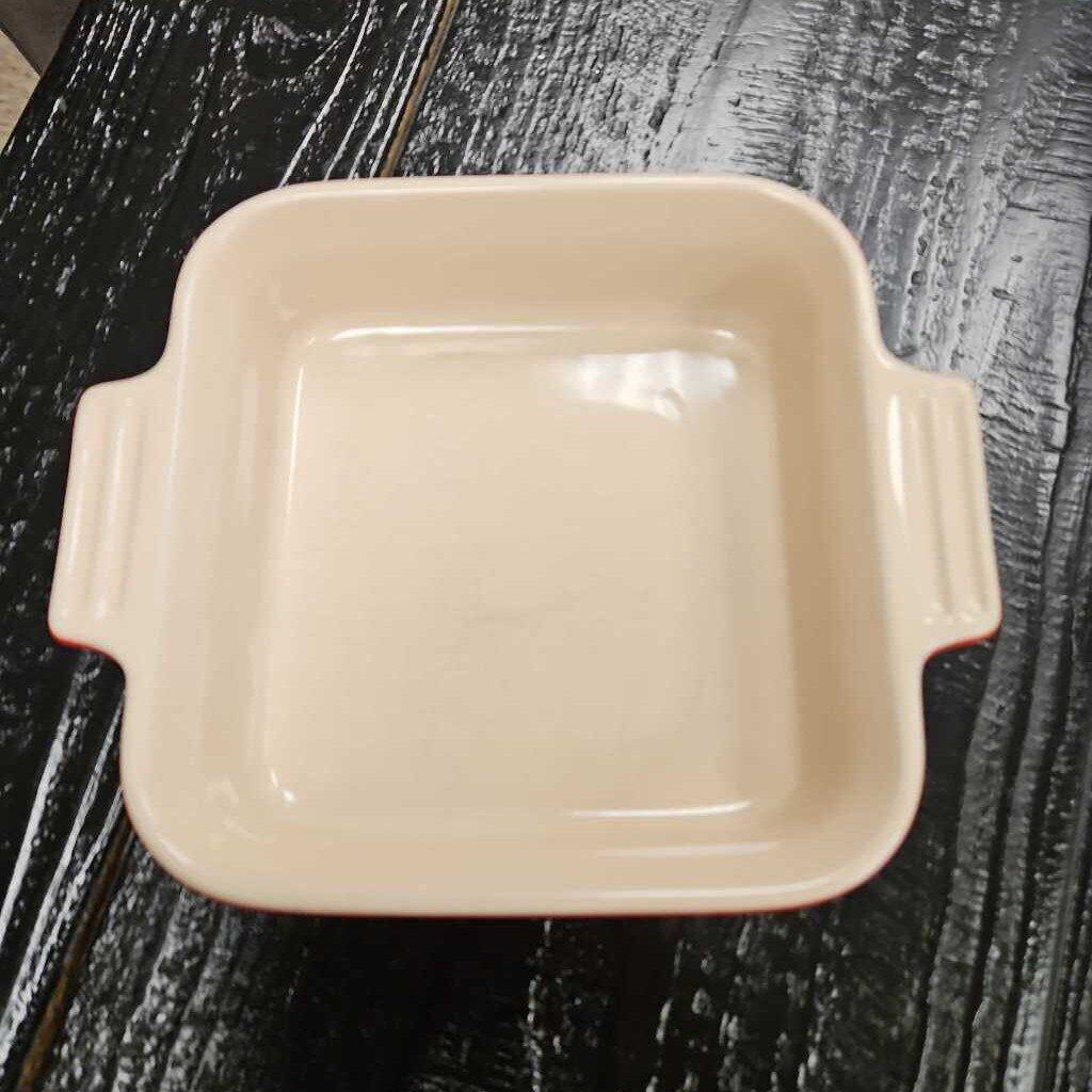 Le Creuset Small Baking Dish
