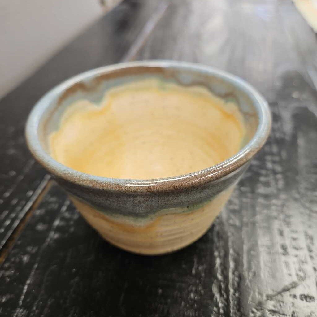 Stoneware Pottery Dish and Bowl