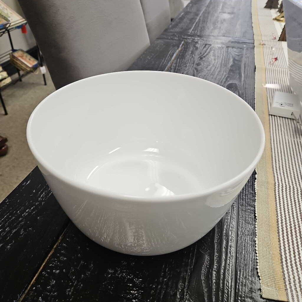 Danica Porcelain Serving Bowl