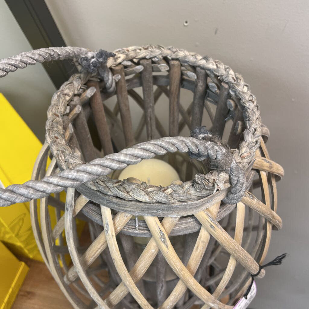 Grey Willow Lanter with Bowl