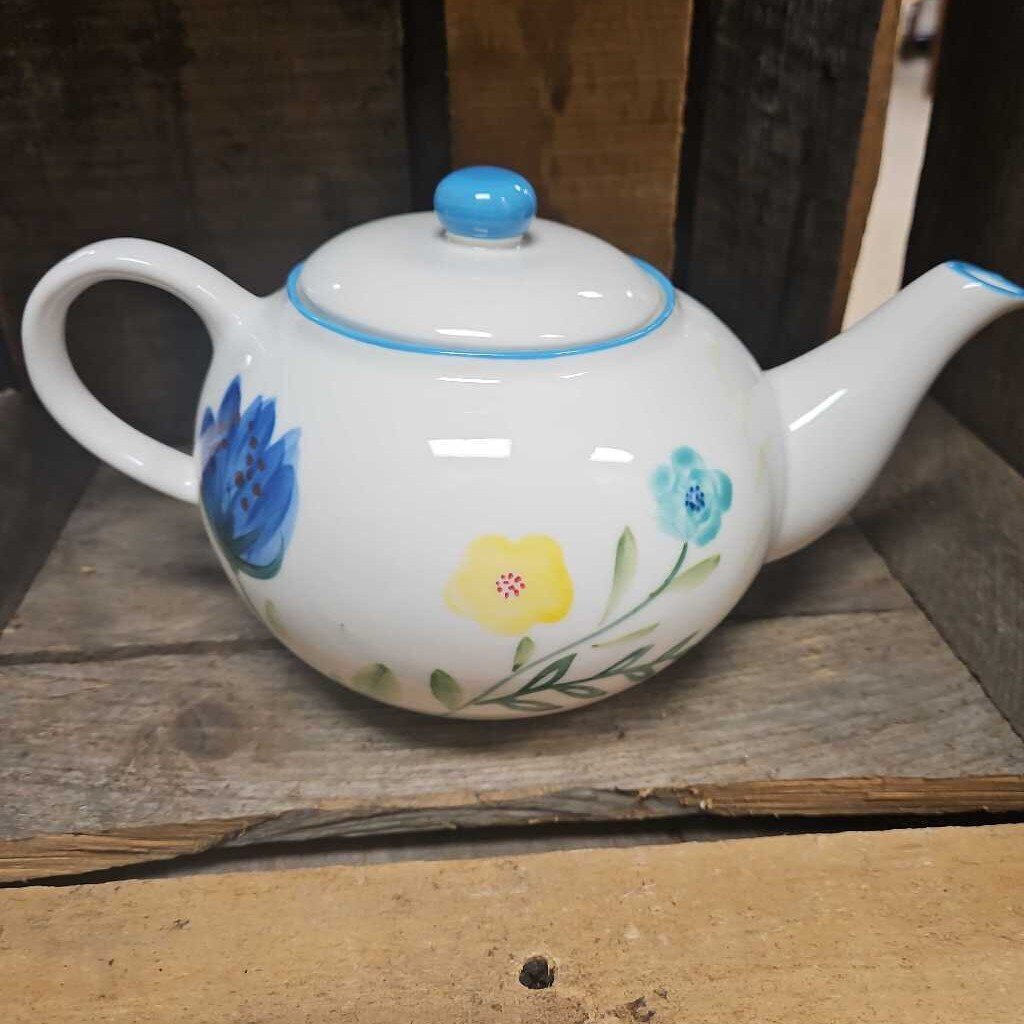 Ranch Flower Signature Glazed Ceramic Teapot
