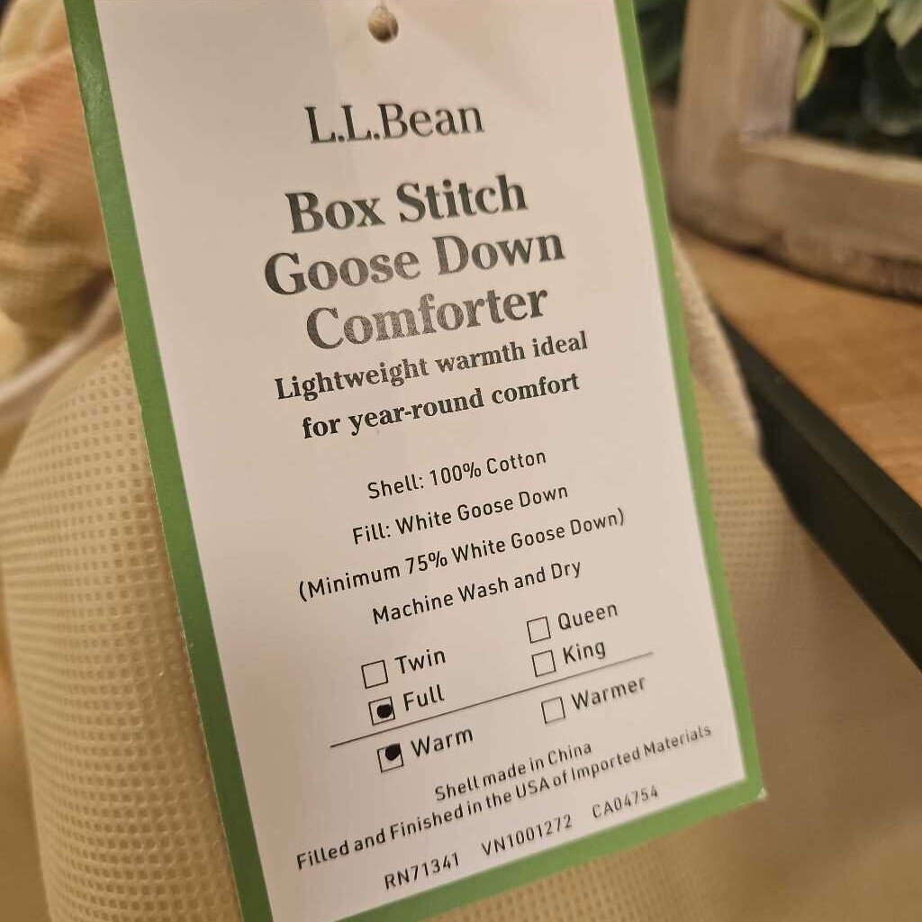 L.L. Bean Box Stitch Goose Down Comforter (Full) - NEW