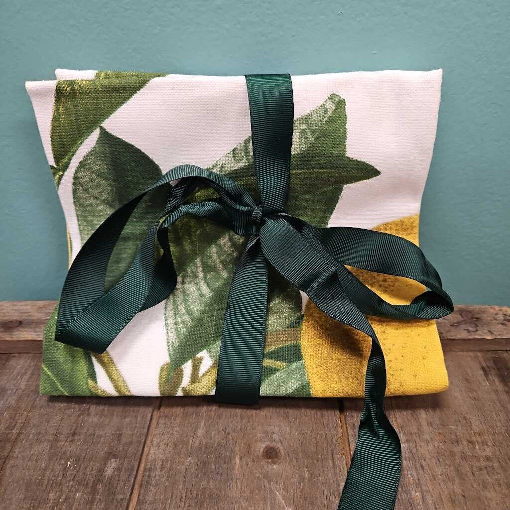 Williams Sonoma Lemon Motif Dish Towel - Set of 2 NEW