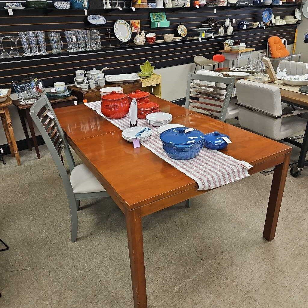 Mid-Century Modern Extendable Dining Table