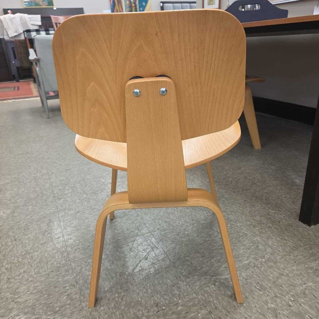 Herman Miller Eames Dining Chair (6 Available)