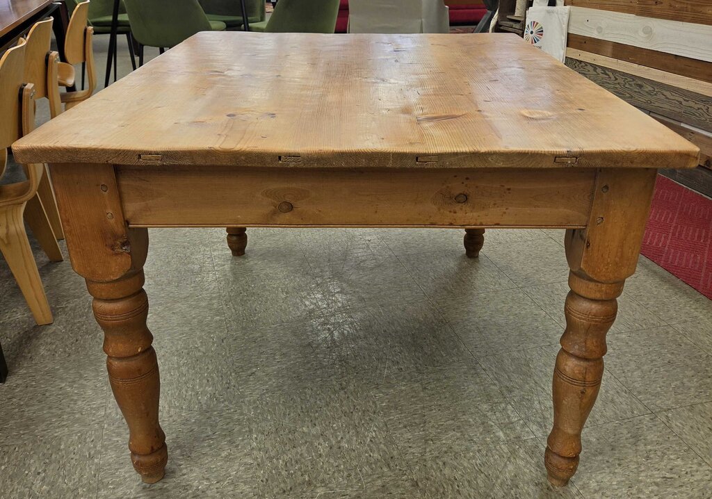 Solid Pine Farmhouse Dining Table with Turned Legs