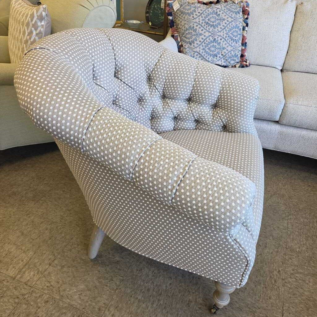 Tufted Accent Chair with Turned Legs and Front Casters