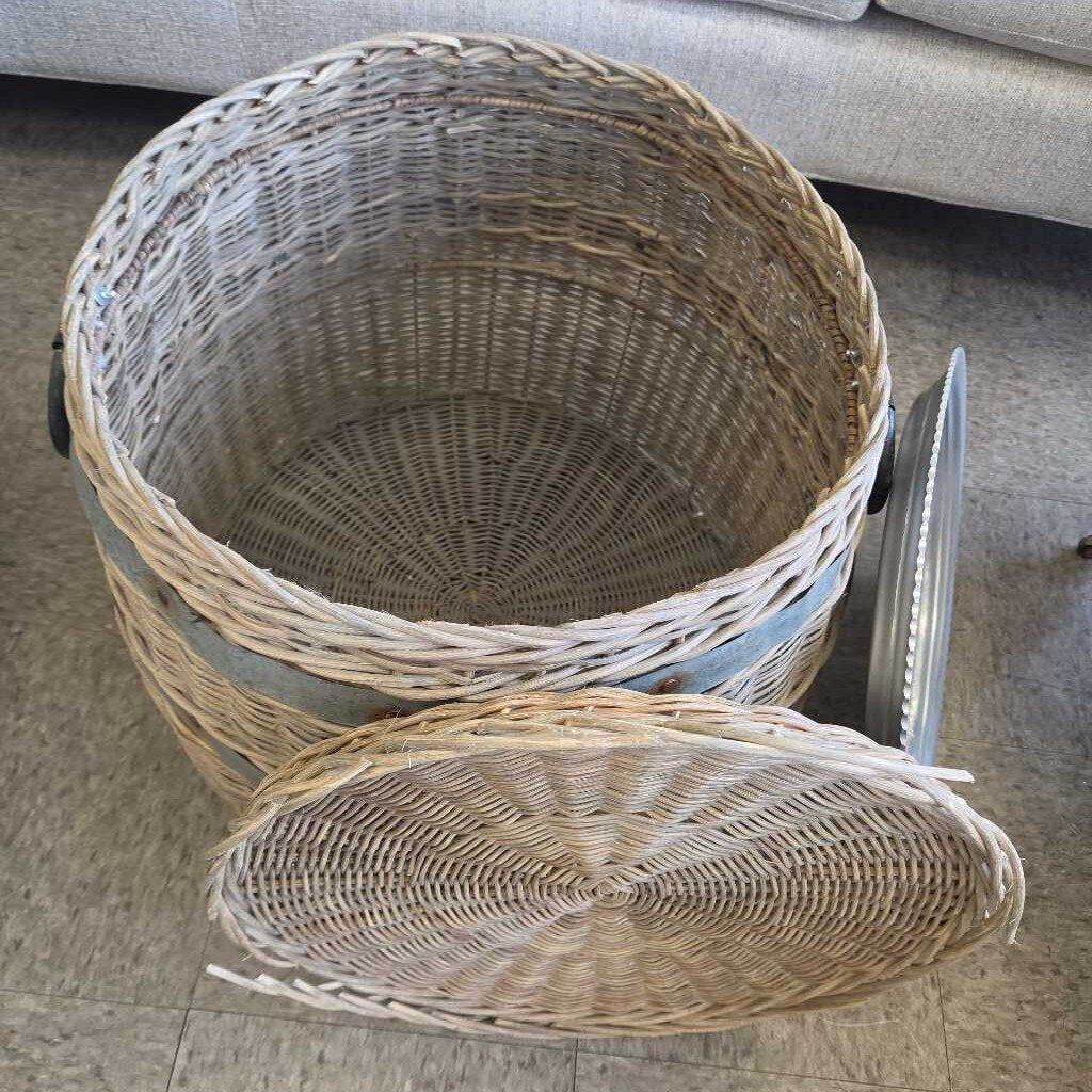 Rattan Barrel Storage End Table with Iron Handles and Silver Tray Topper