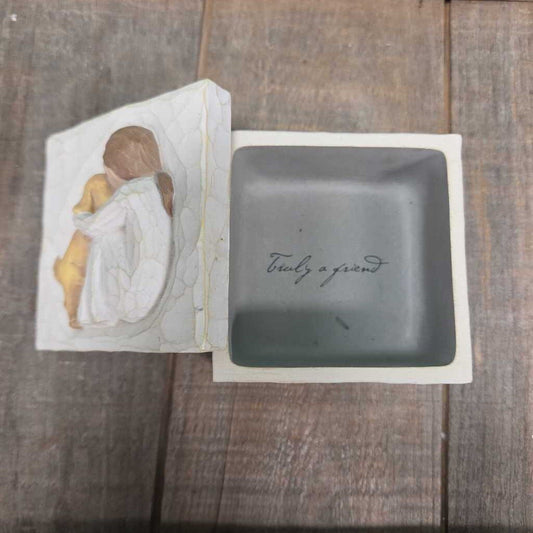 Willow Tree "Truly a Friend" Trinket Box