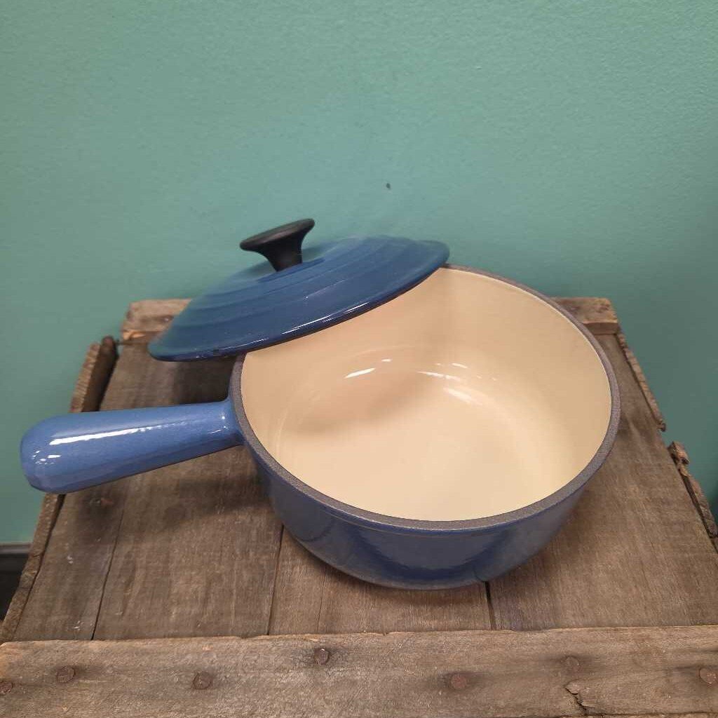 Le Creuset #18 Vintage Cast Iron Blue 2qt Saucepan w/Lid
