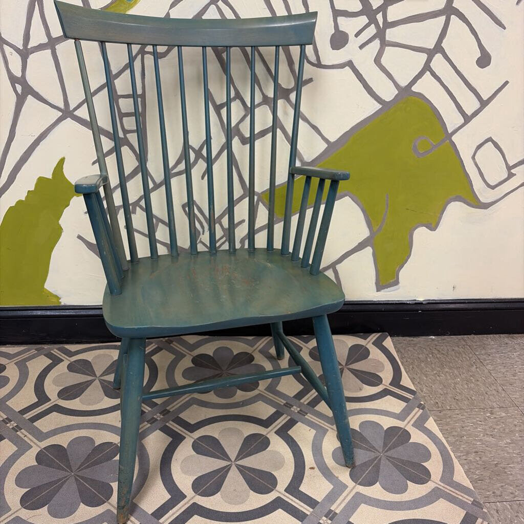 Ethan Allen Country Color Windsor-Style Chair (2 available)