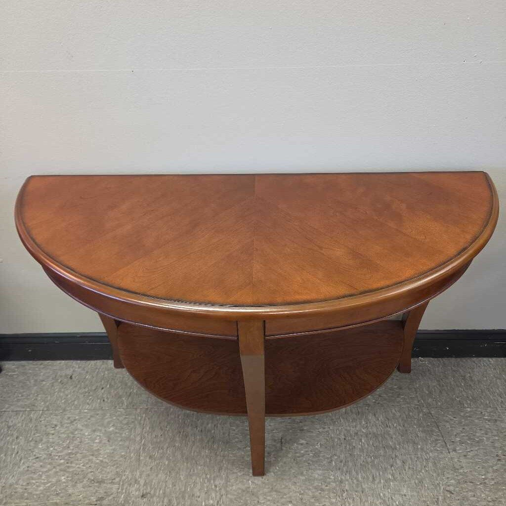 Steve Silver Troy Sofa Table w/Sabered Legs in Medium Cherry Finish