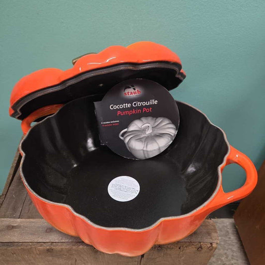 STAUB 3.5 Qt Cast Iron Pumpkin Casserole Dish