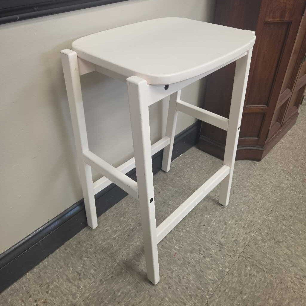 Lloyd Counter Stool in White