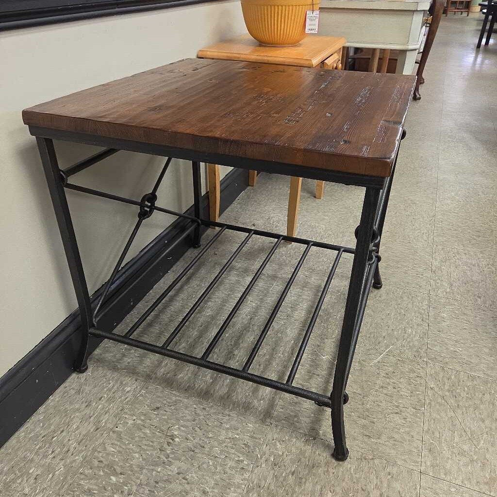 Picket House Furnishings Percy Modern Accent Table (2 Available)