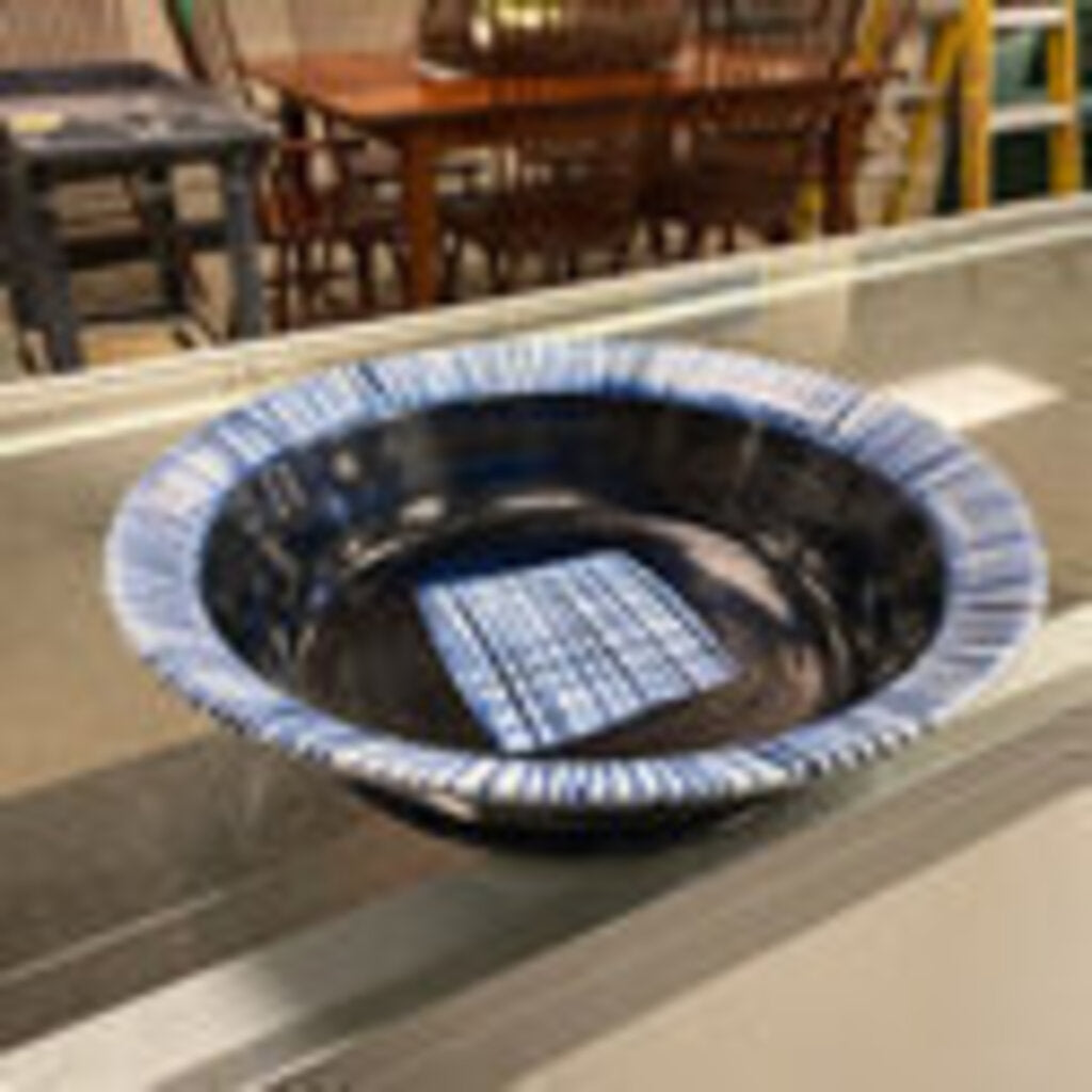 Victoria Crowell Studio Art Bowl