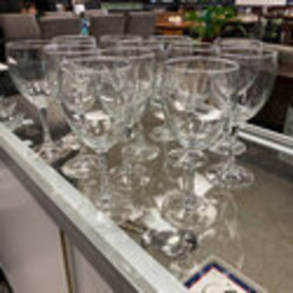 Luminarc Red Wine Glasses - Set of 12