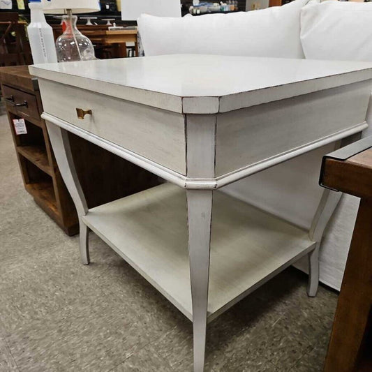 West Paces Side Table by Suzanne Kasler for Hickory Chair