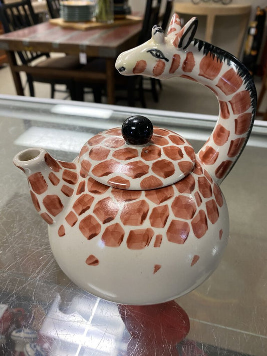 Pottery Giraffe Tea Pot