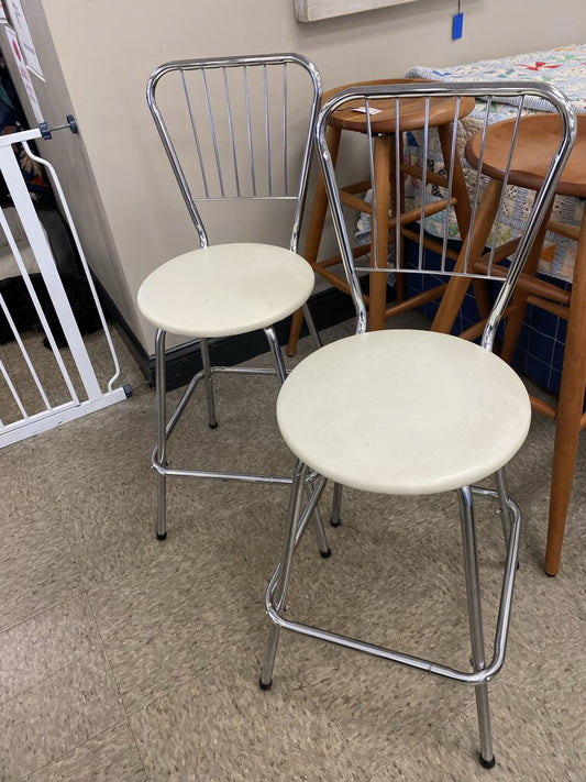 2x Vintage Counter Stools