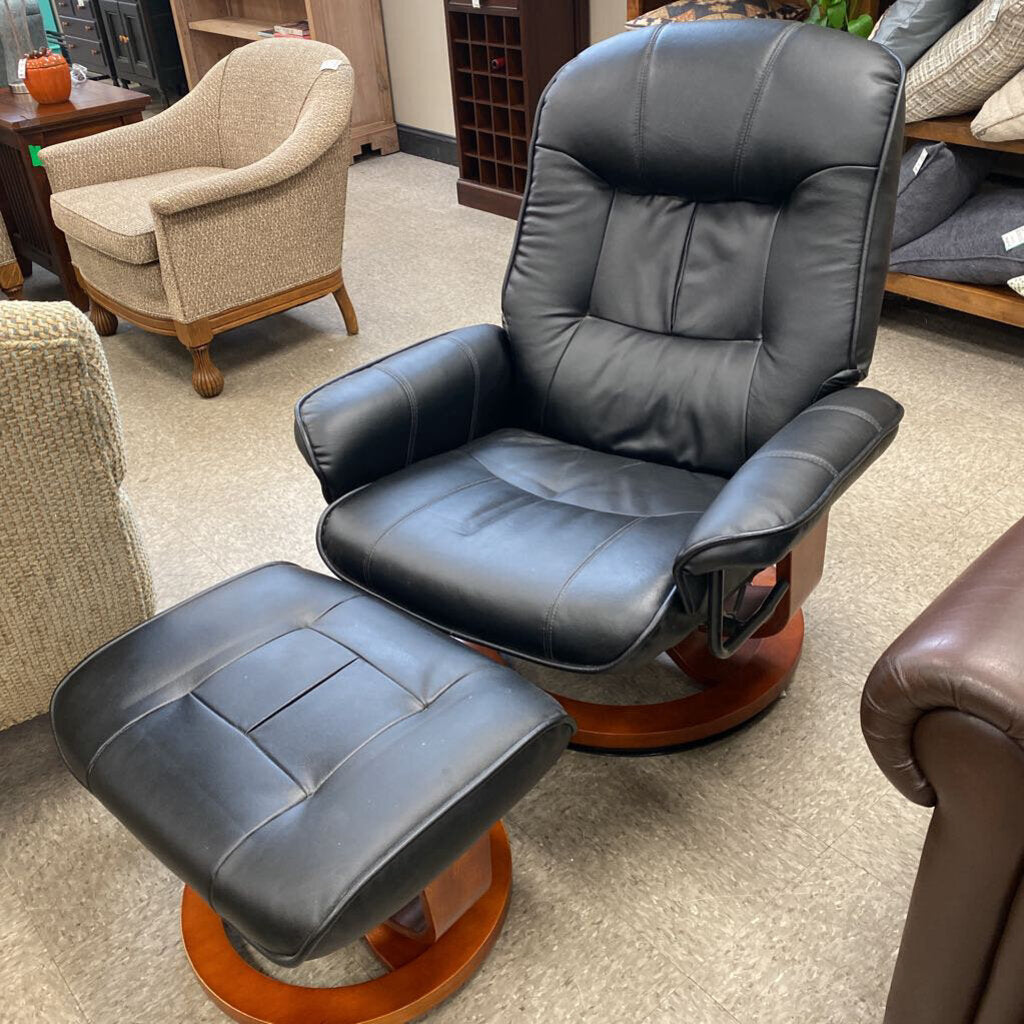 Stressless Recliner w/Ottoman