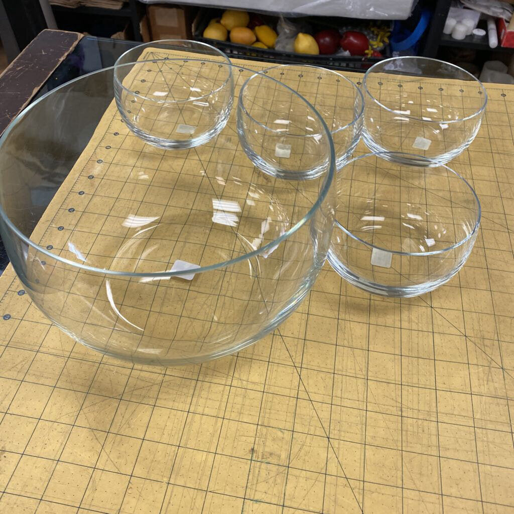 Crate & Barrel Glass Salad Set (5)