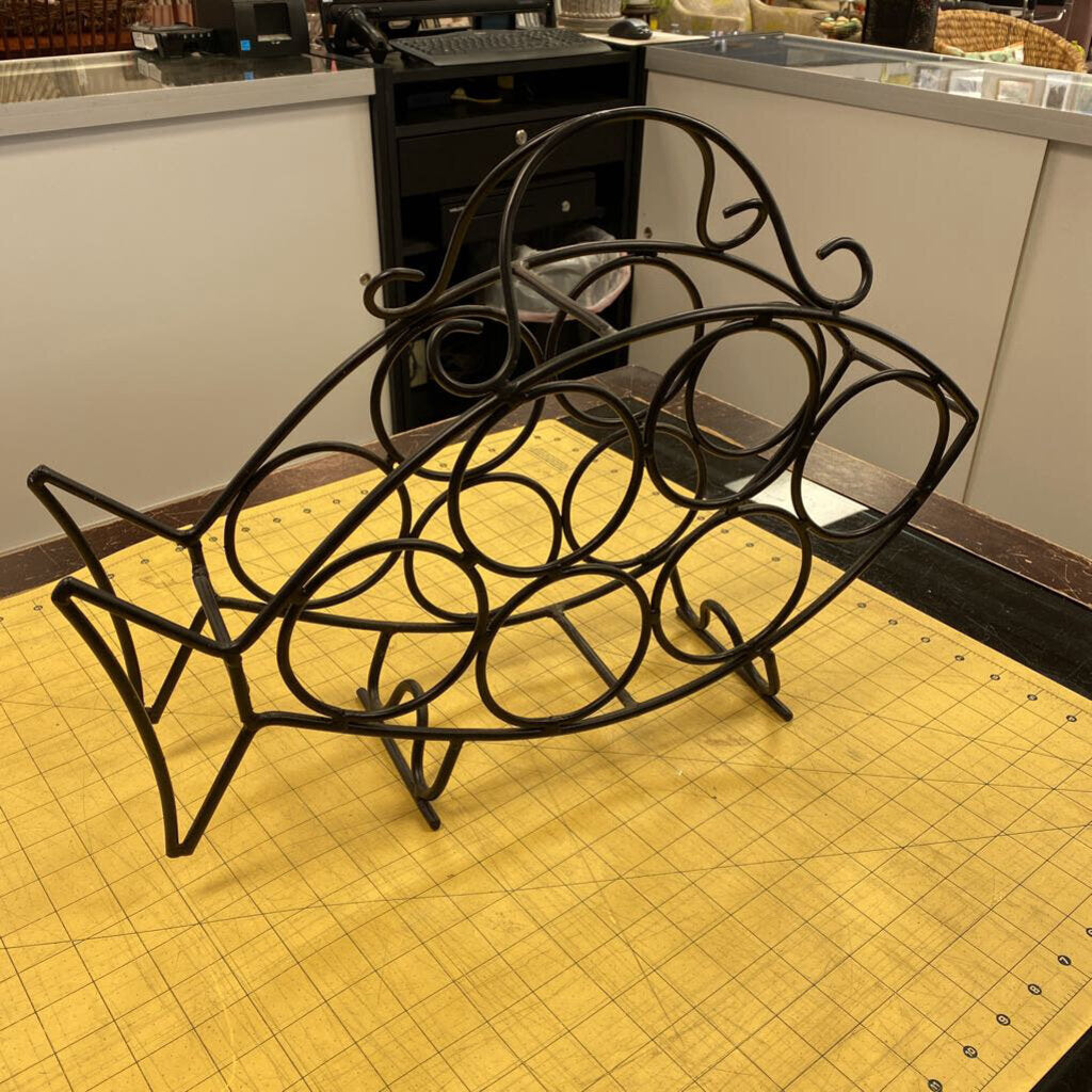 6 Bottle Fish Shaped Wine Rack