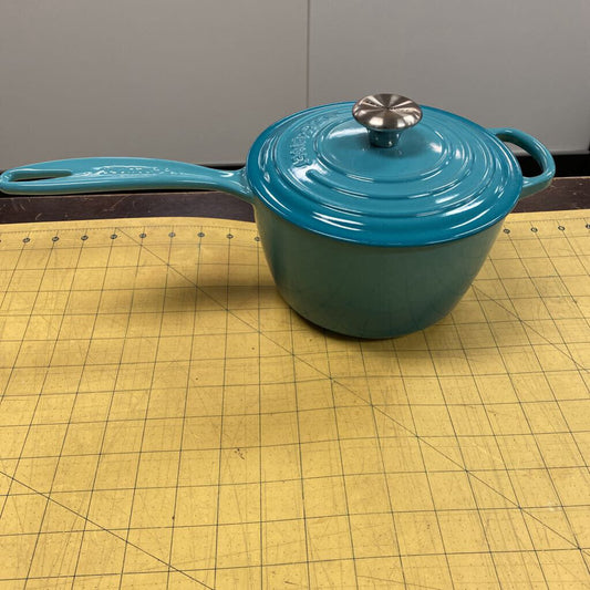 Le Creuset #18 Saucepan