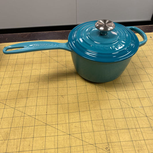 Le Creuset #16 Saucepan