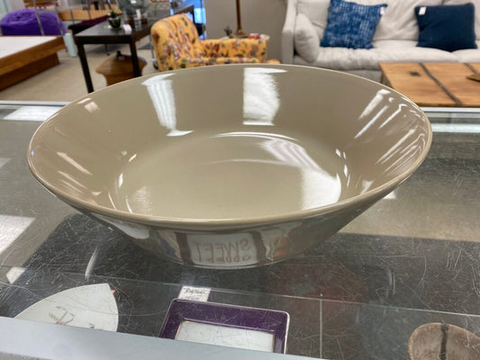 Pampered Chef Large Serving Bowl