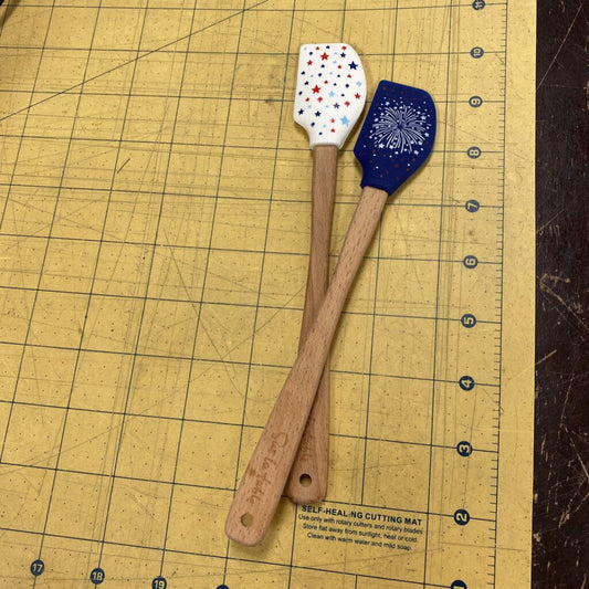 2x Sur La Table Mini Spatulas