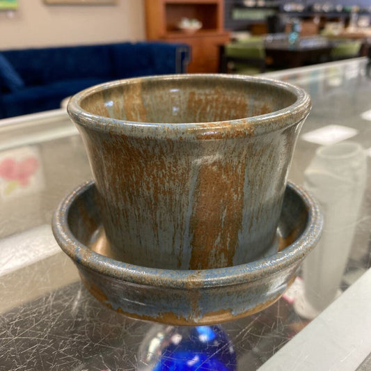 Stoneware Plant Pot w/Saucer