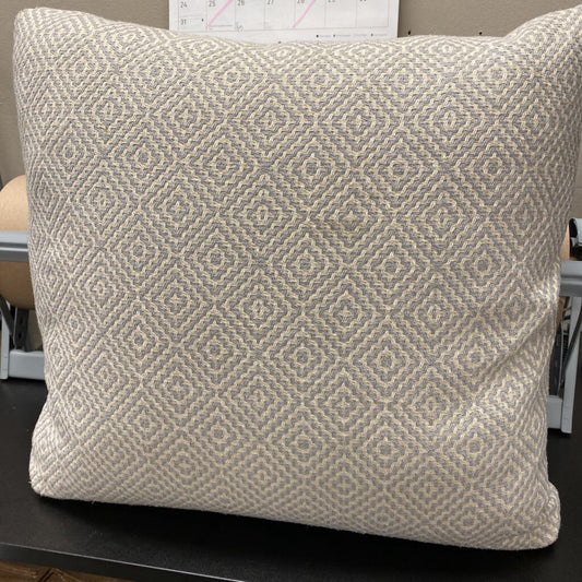 Woven Diamond Patterned Pillow