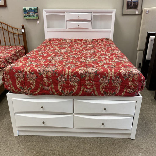 Acme Ireland 8 Drawer Storage Bed