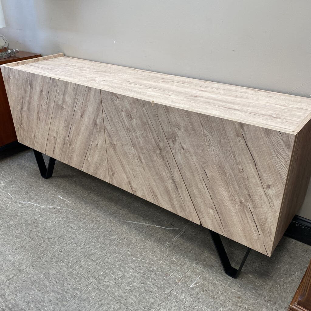 Mobilifiver 4 Door Emma Sideboard