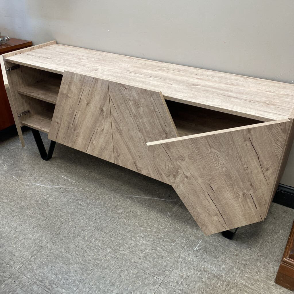 Mobilifiver 4 Door Emma Sideboard