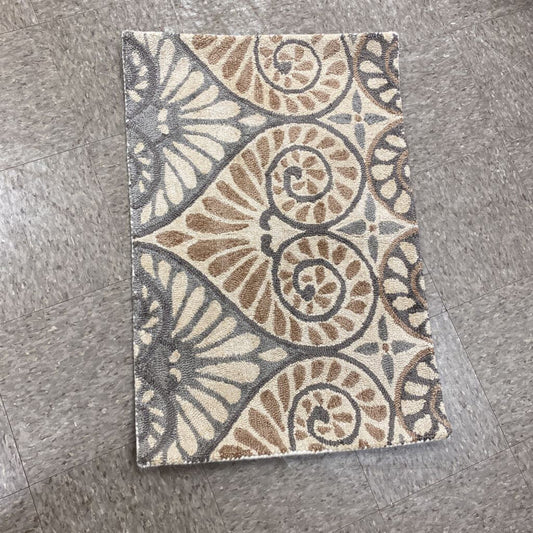 Comany C Dew Drop Accent Rug